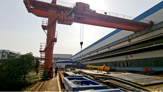 便捷式故障診斷 “專家上門”式服務半門式起重機日記